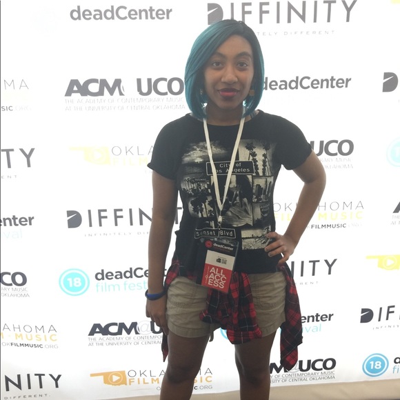 Meet your Posher, Brandy - Picture 4 of 4